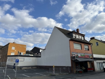 Außenansicht - Wohn- u. Geschäftshaus im Stadtzentrum von Euskirchen