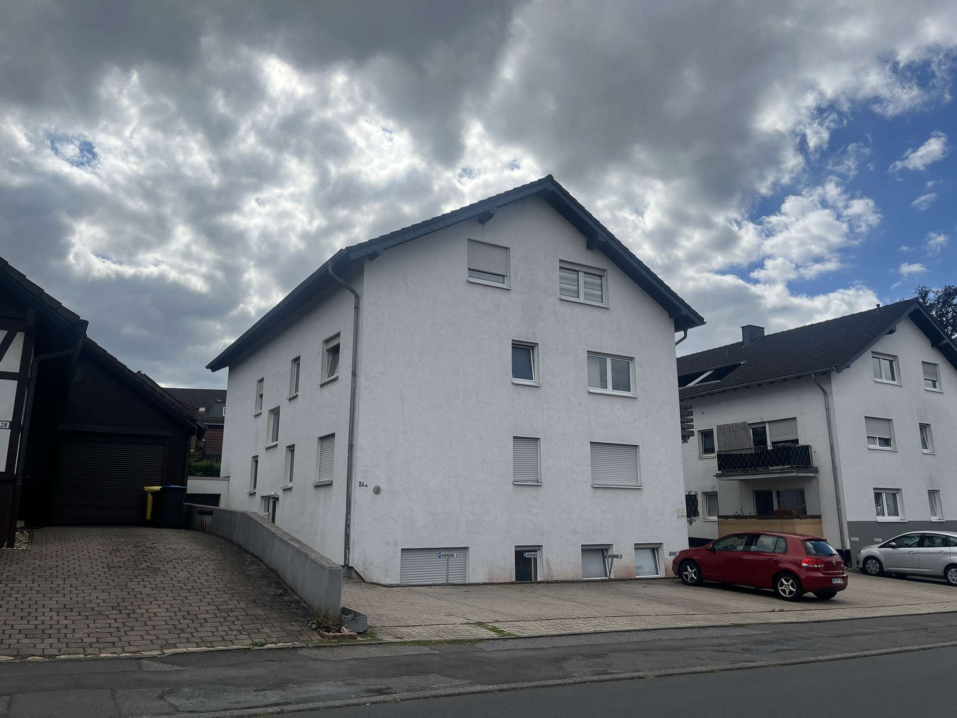 Charmante 3-Zimmer-Wohnung mit Balkon, 53925 Kall, Etagenwohnung