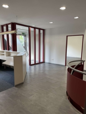 Eingangsbereich-Empfang - Büro-/Praxisfläche in guter Lage von Euskirchen