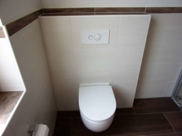 Toilette - helle 2-Zimmerwohnung am Rande der Innenstadt