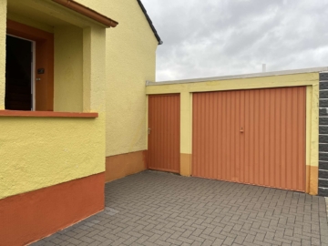 Garage - Absolut seltene Gelgenheit – Zwei Häuser auf einem Grundstück