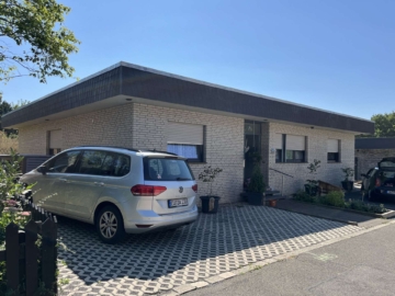 Hausansicht - voll unterkellerter Bungalow in Euskirchen/Roitzheim