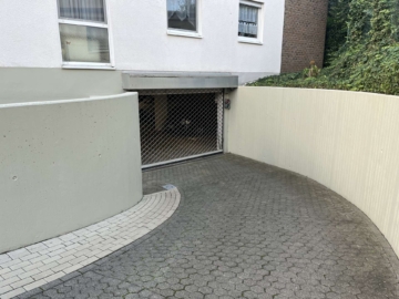 Einfahrt - Stellplatz in Tiefgarage zu vermieten