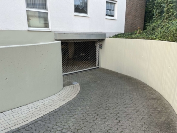 Einfahrt - Stellplatz in Tiefgarage zu vermieten