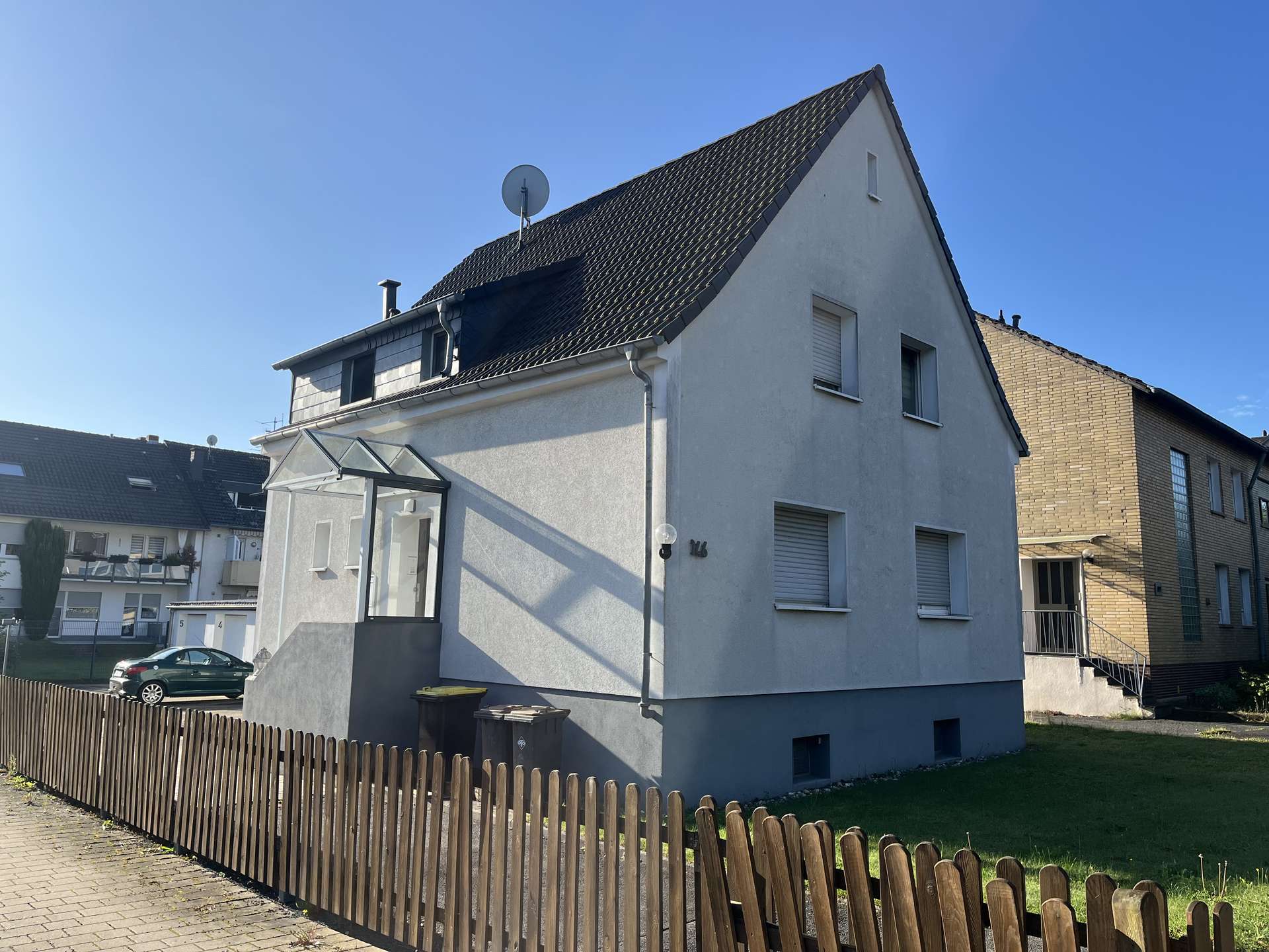 Charmante 3-Zimmer-Wohnung in einem ruhigen Zweiparteienhaus – Hochparterre, 53879 Euskirchen, Erdgeschosswohnung
