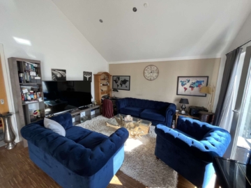 Wohnzimmer - Zweifamilienhaus sucht neuen Eigentümer als Kapitalanleger und Eigennutzer!