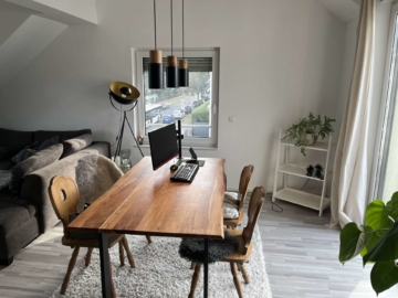 Essbereich - Moderne 3-Zimmer-Dachgeschosswohnung mit Sonnenbalkon, Aufzug, Fußbodenheizung & Stellplatz