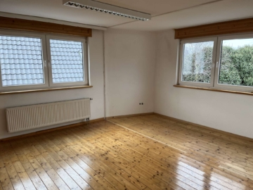 Schlafzimmer - Stilvolle Maisonette-Eigentumswohnung mit großer Dachterrasse in Euskirchen