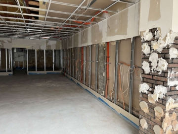 Innenansicht - Ladenlokal in Euskirchener Fußgängerzone