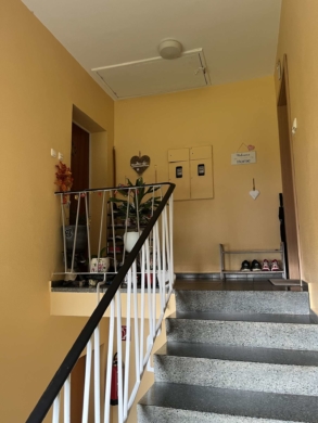 Treppenhaus - seltene 4-Zimmerwohnung mit guter Raumaufteilung