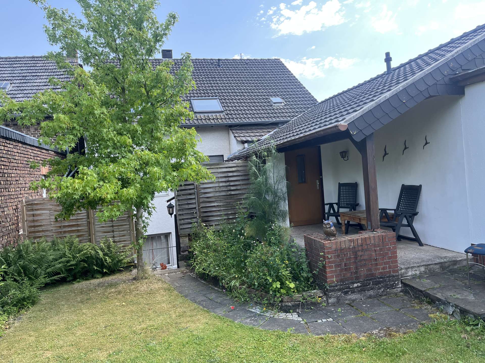 Wohnen wie im Eigenheim – Helle 3-Zimmer-Wohnung mit eigenem Garten und Garage, 53894 Mechernich, Erdgeschosswohnung