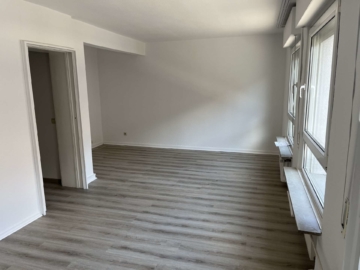 Wohnzimmer - 2-Zimmerwohnung in der Innenstadt