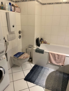 Wannenbad - Wohnen im Stadtzentrum mit Tiefgaragenstellplatz