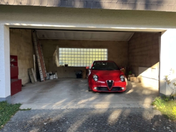 Doppelgarage - freistehendes Raumwunder in Eicherscheid mit Einliegerwohnung