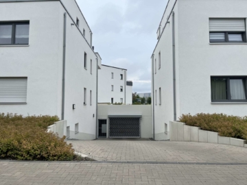 Einfahrt - Stellplatz in Tiefgarage zu vermieten