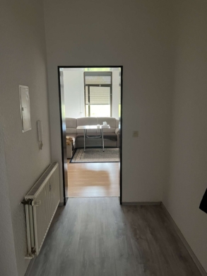 Flur - Helle 3-Zimmer-Wohnung mit durchdachtem Grundriss