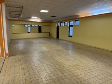 große Gewerbefläche - freie Gewerbeeinheit mit diversen Nutzungsmöglichkeiten